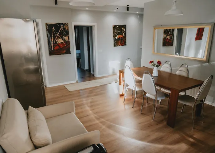 Hotel Urban *