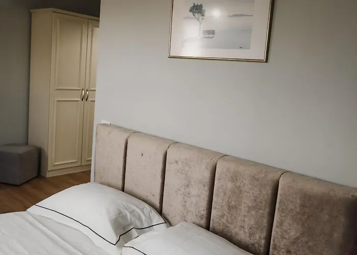 Hotel Urban *
